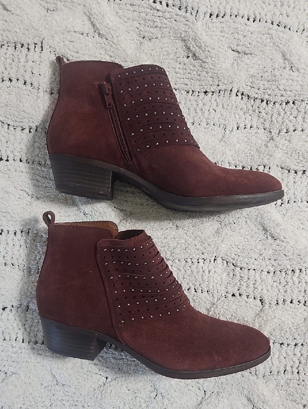 Lucky Brand Belrose Burgundy Suede Studded Ankle Booties